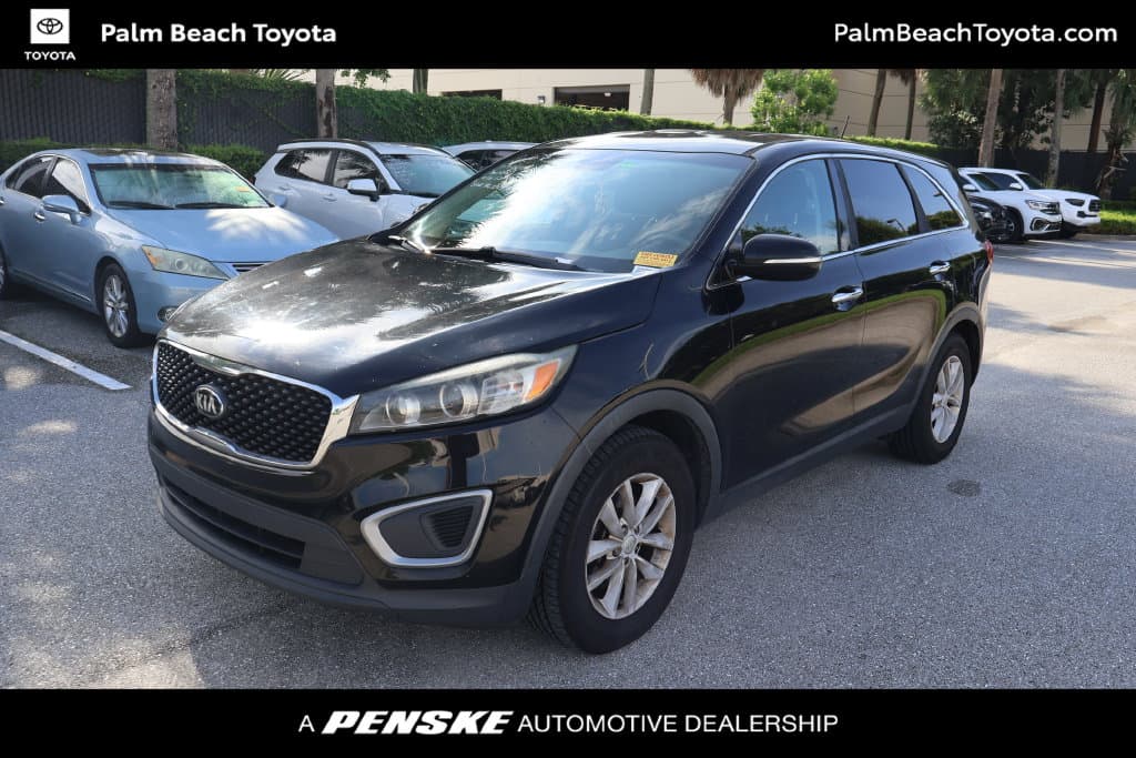 2017 Kia Sorento L — photo 1 of 8