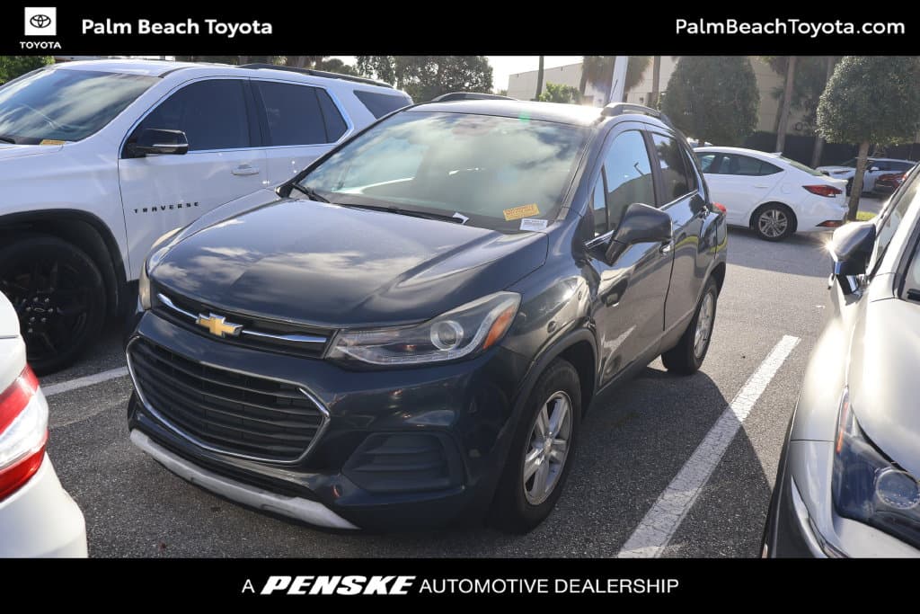 2017 Chevrolet Trax LT — photo 1 of 7