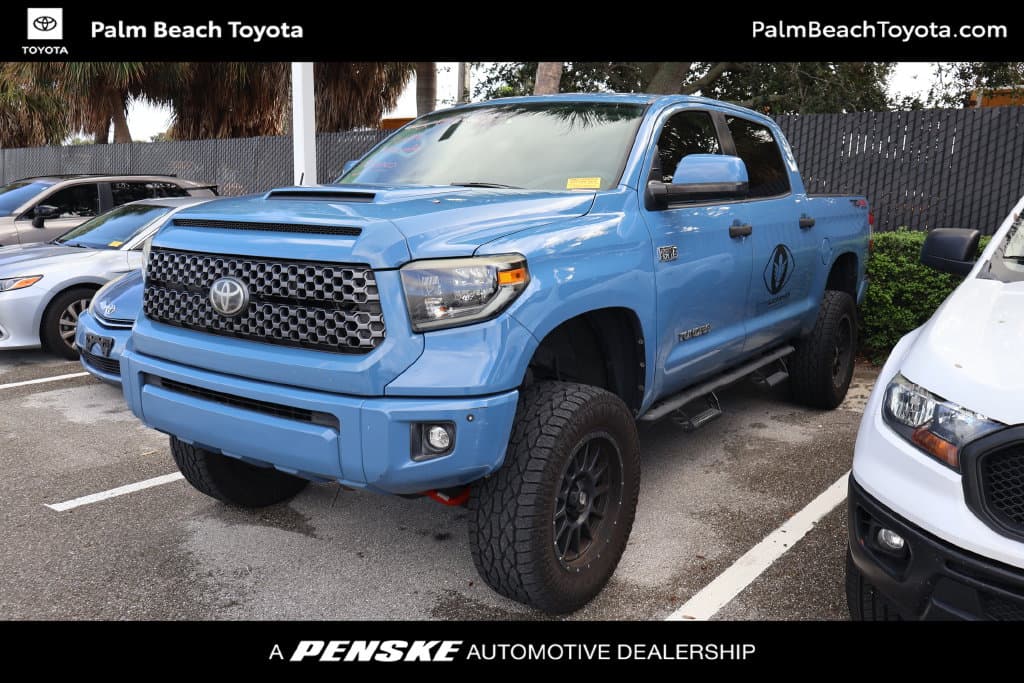 2019 Toyota Tundra 4WD SR5 — photo 1 of 7