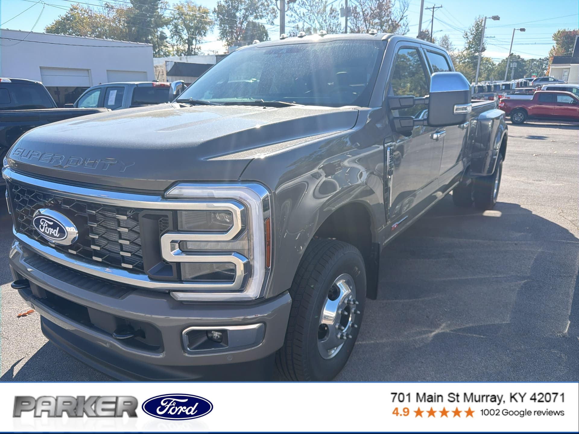2027 Ford Super Duty F-350 DRW Platinum — photo 1 of 8
