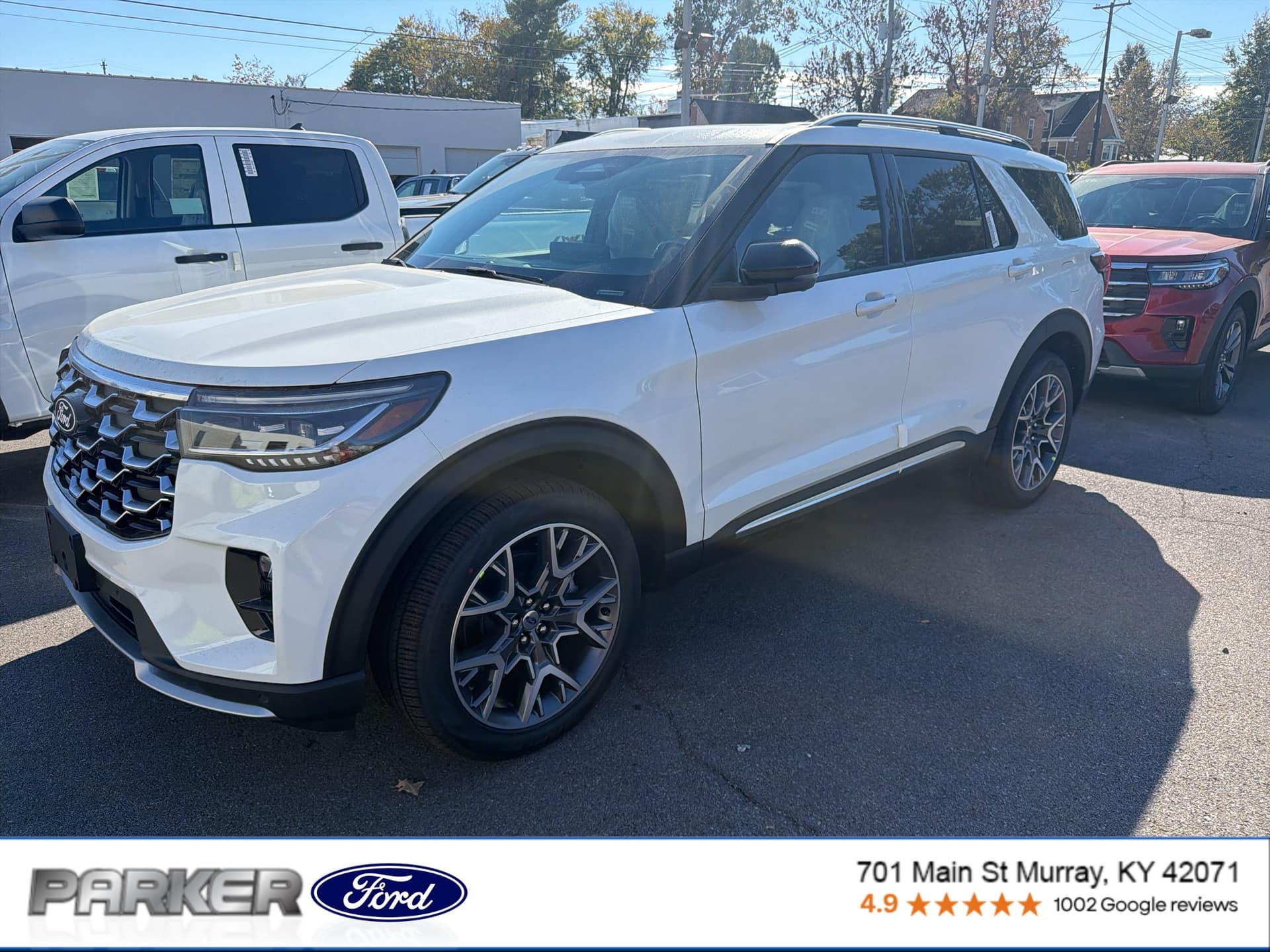 2027 Ford Explorer Platinum — photo 1 of 8