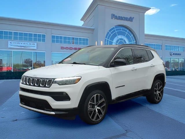 2024 Jeep Compass Limited — photo 1 of 21