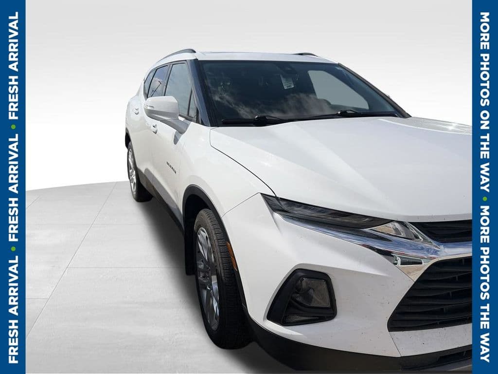 2019 Chevrolet Blazer Base — photo 1 of 6