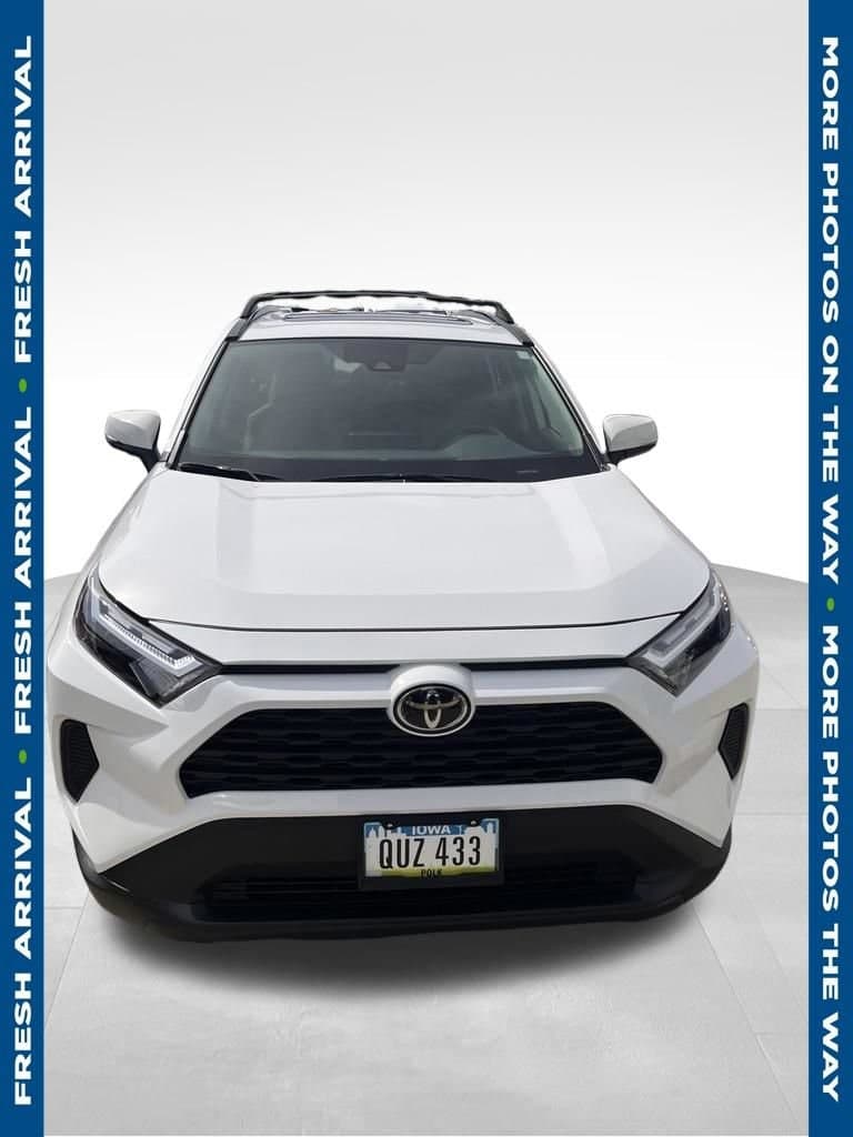 2025 Toyota RAV4 XLE — photo 1 of 7