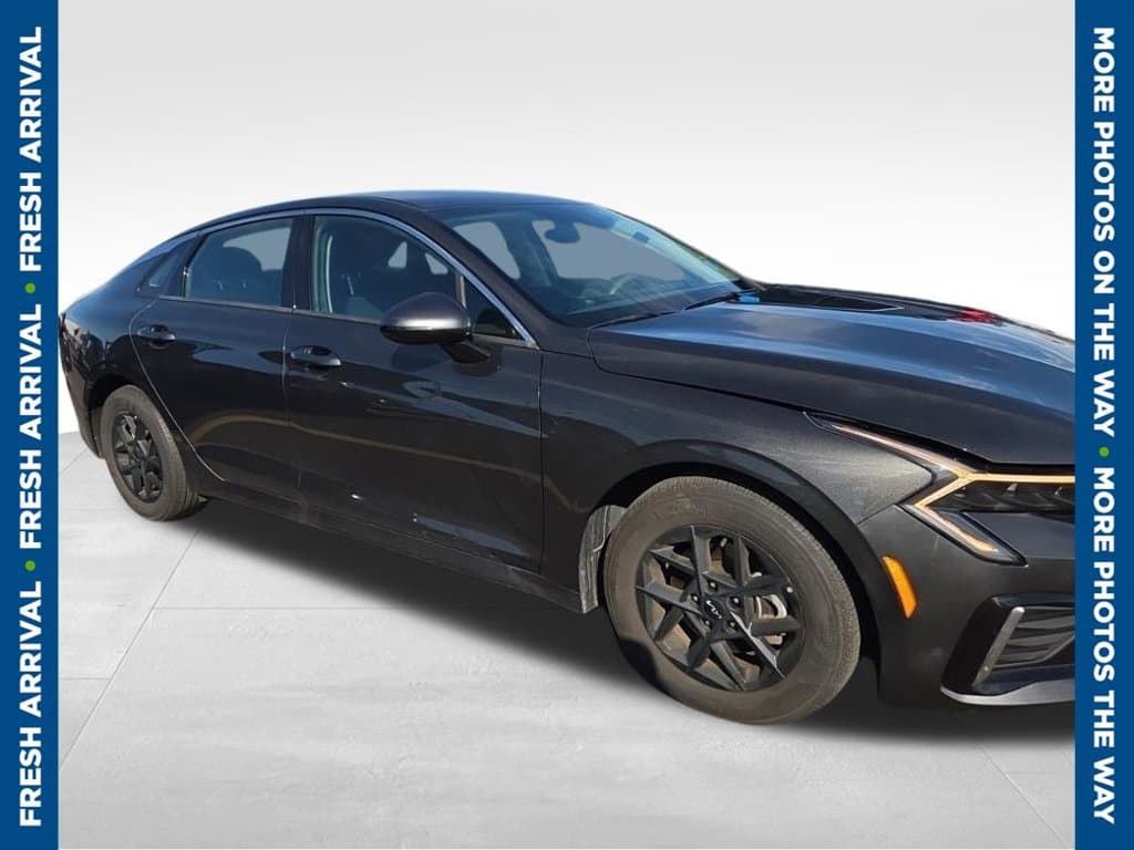 2026 Kia K5 LXS — photo 1 of 10