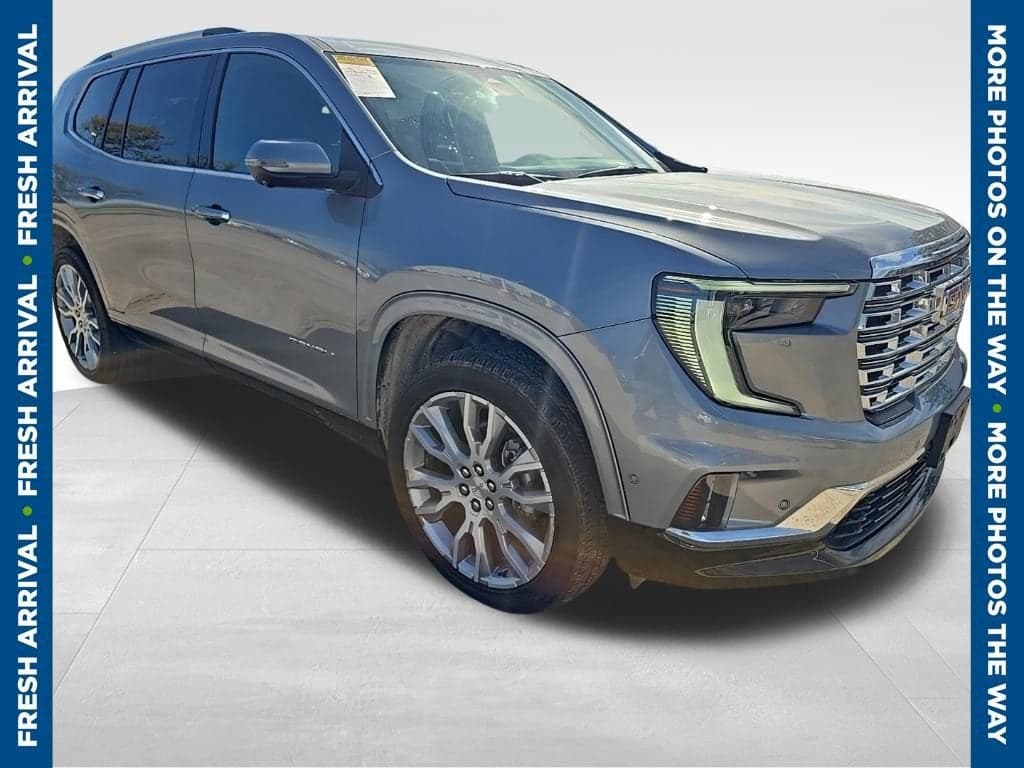 2025 GMC Acadia AWD Denali — photo 1 of 8