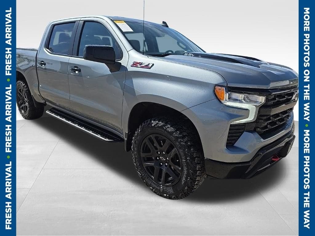 2023 Chevrolet Silverado 1500 LT Trail Boss — photo 1 of 7