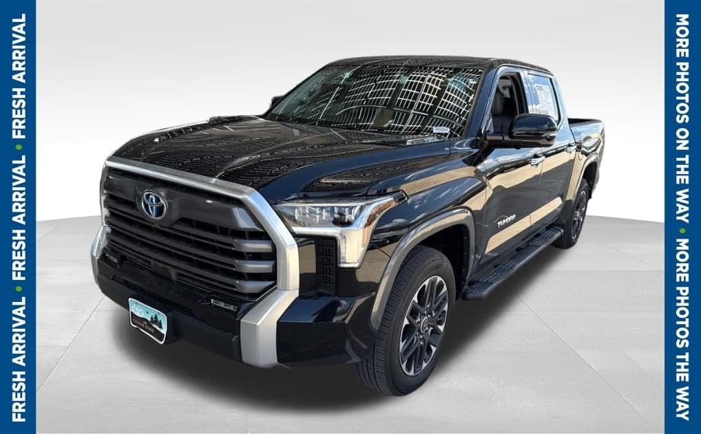 2024 Toyota Tundra 4WD Limited Hybrid — photo 1 of 9