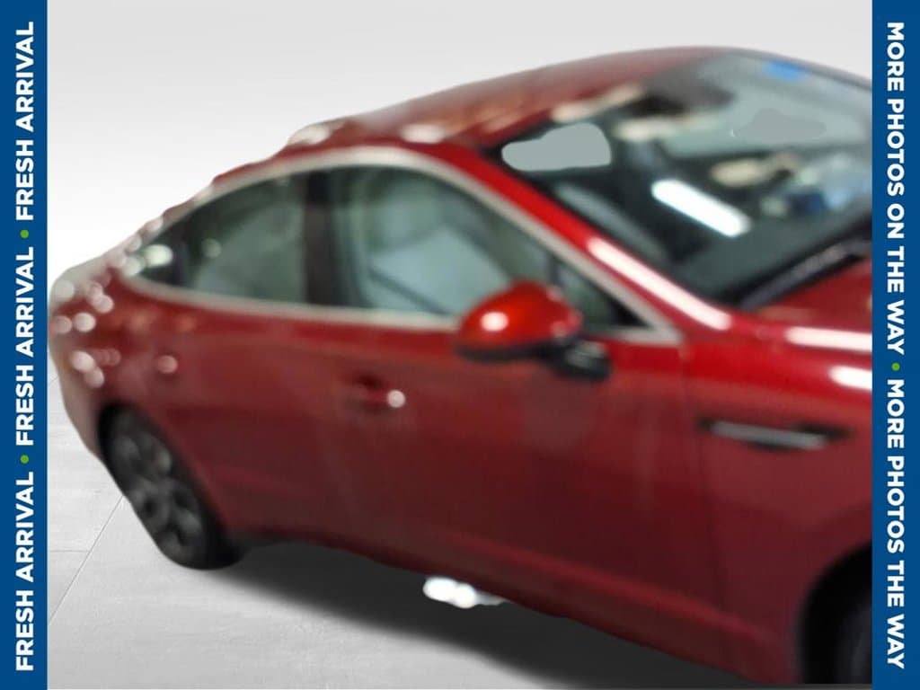 2025 Hyundai Sonata SEL — photo 1 of 9