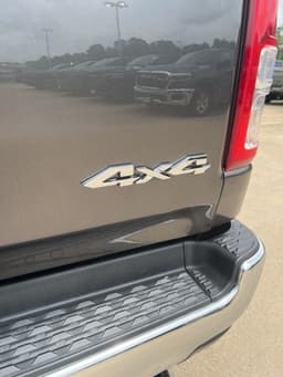 Extra Photo