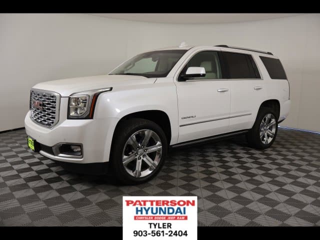 2019 GMC Yukon Denali — photo 1 of 33