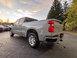 Extra Photo
