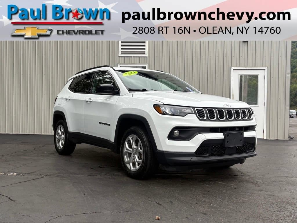 2024 Jeep Compass Latitude — photo 1 of 49