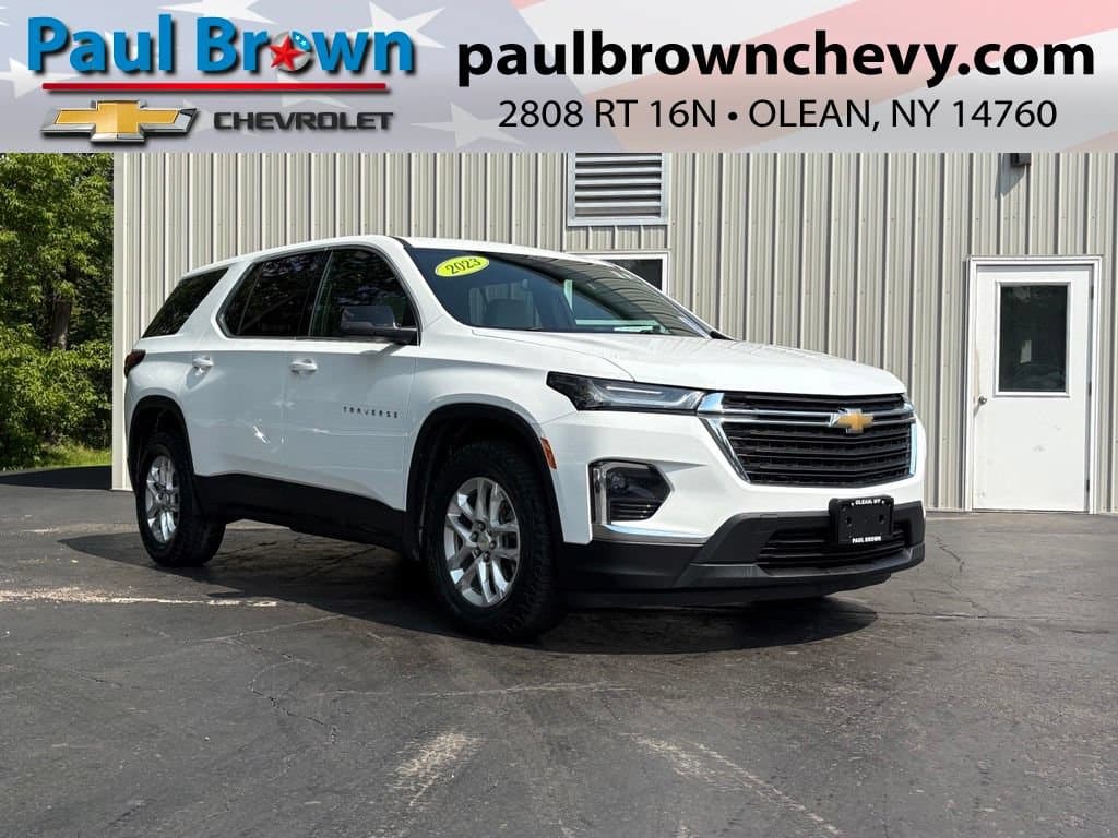 2023 Chevrolet Traverse LS — photo 1 of 45