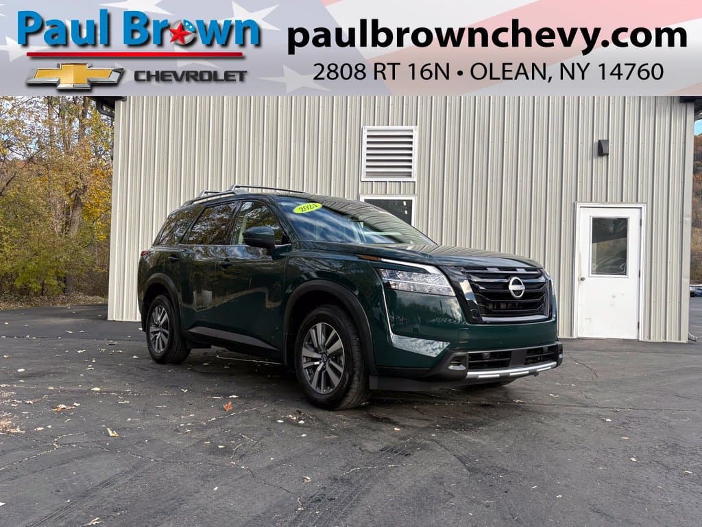 2024 Nissan Pathfinder SL — photo 1 of 49