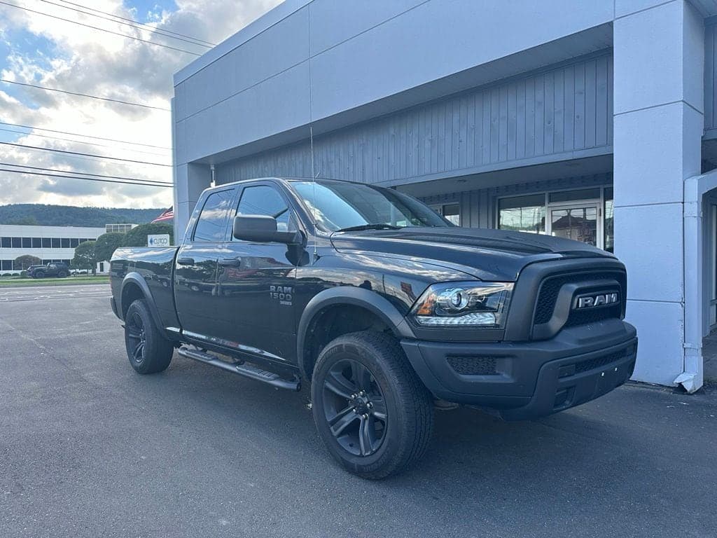 2021 RAM 1500 Classic SLT — photo 1 of 5