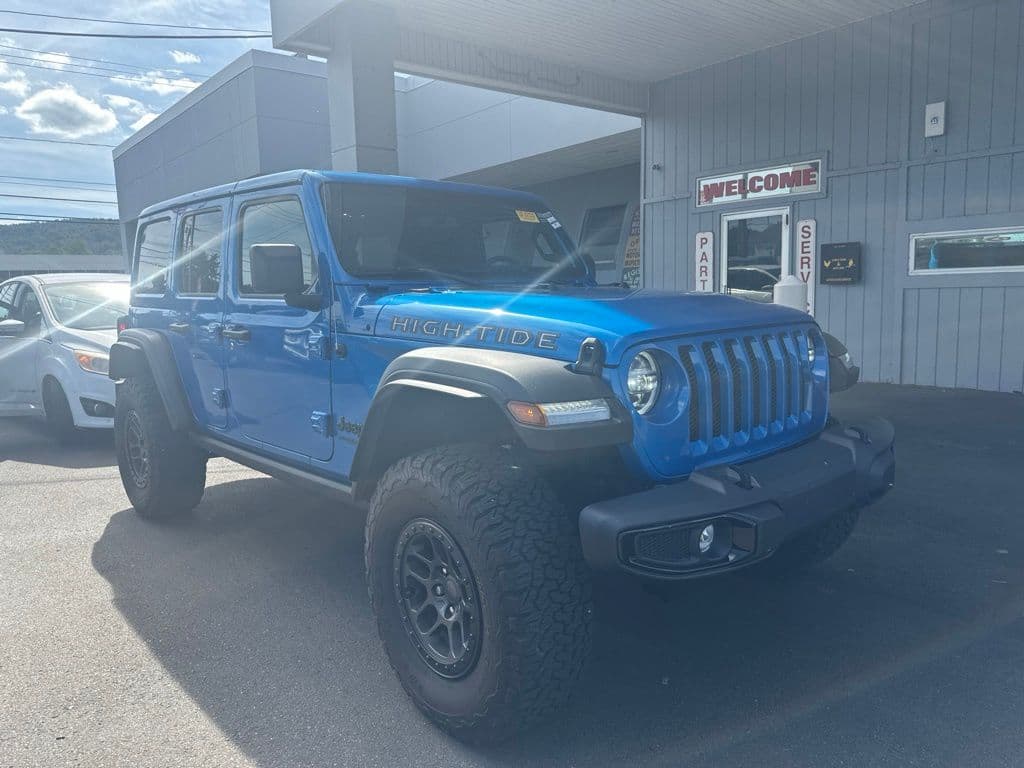 2022 Jeep Wrangler Unlimited Sport — photo 1 of 4