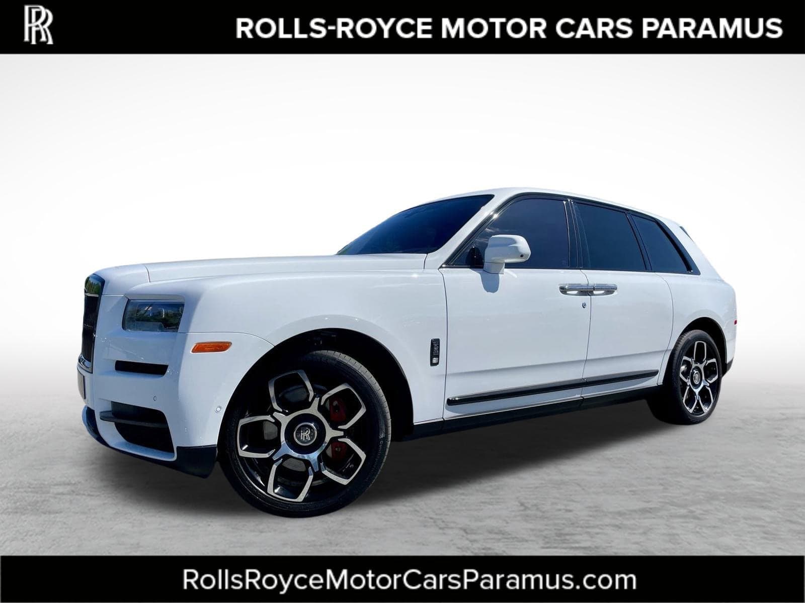 Foto de 2024 Rolls-Royce Cullinan Black Badge