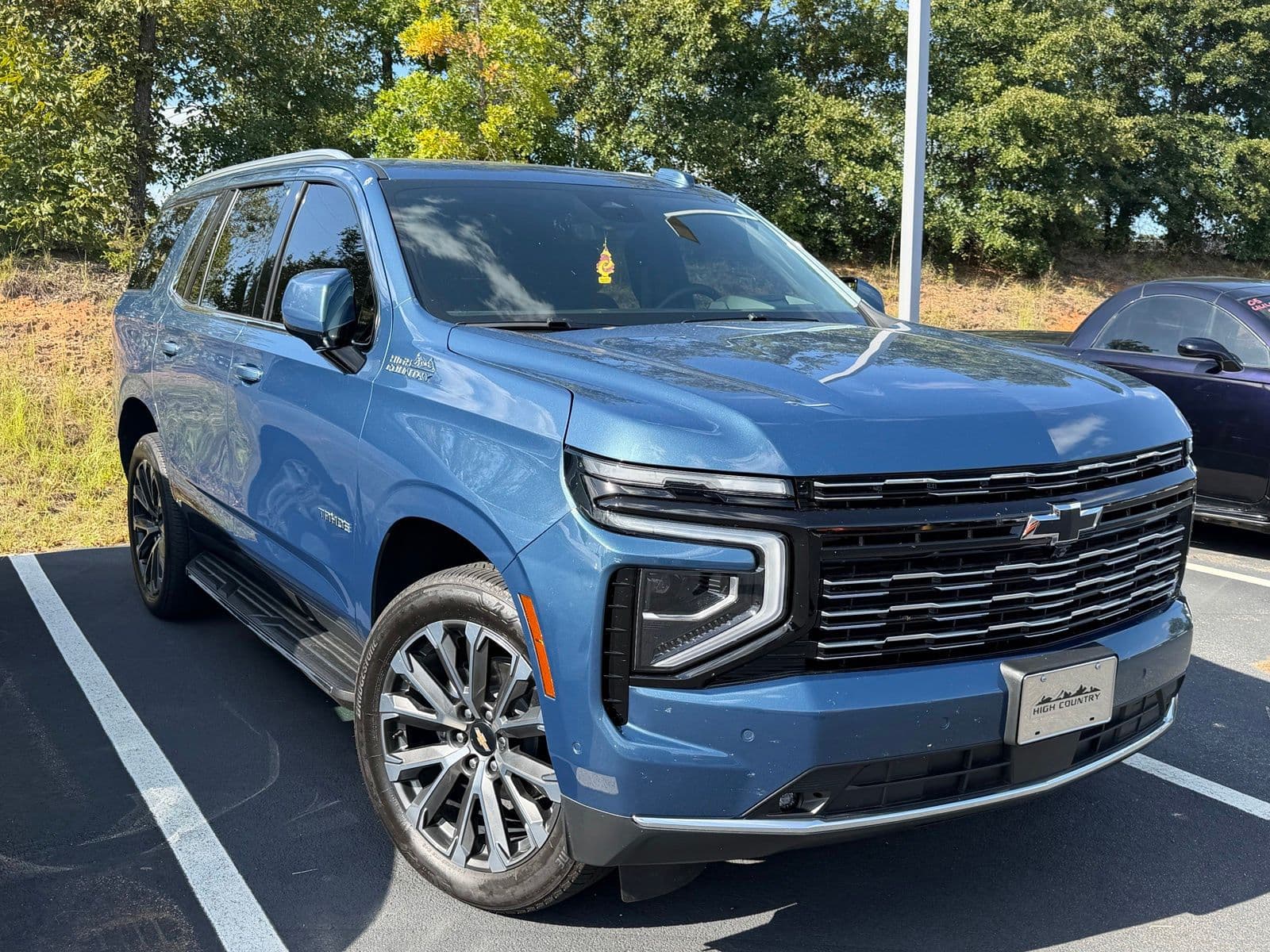 2025 Chevrolet Tahoe High Country — photo 1 of 7