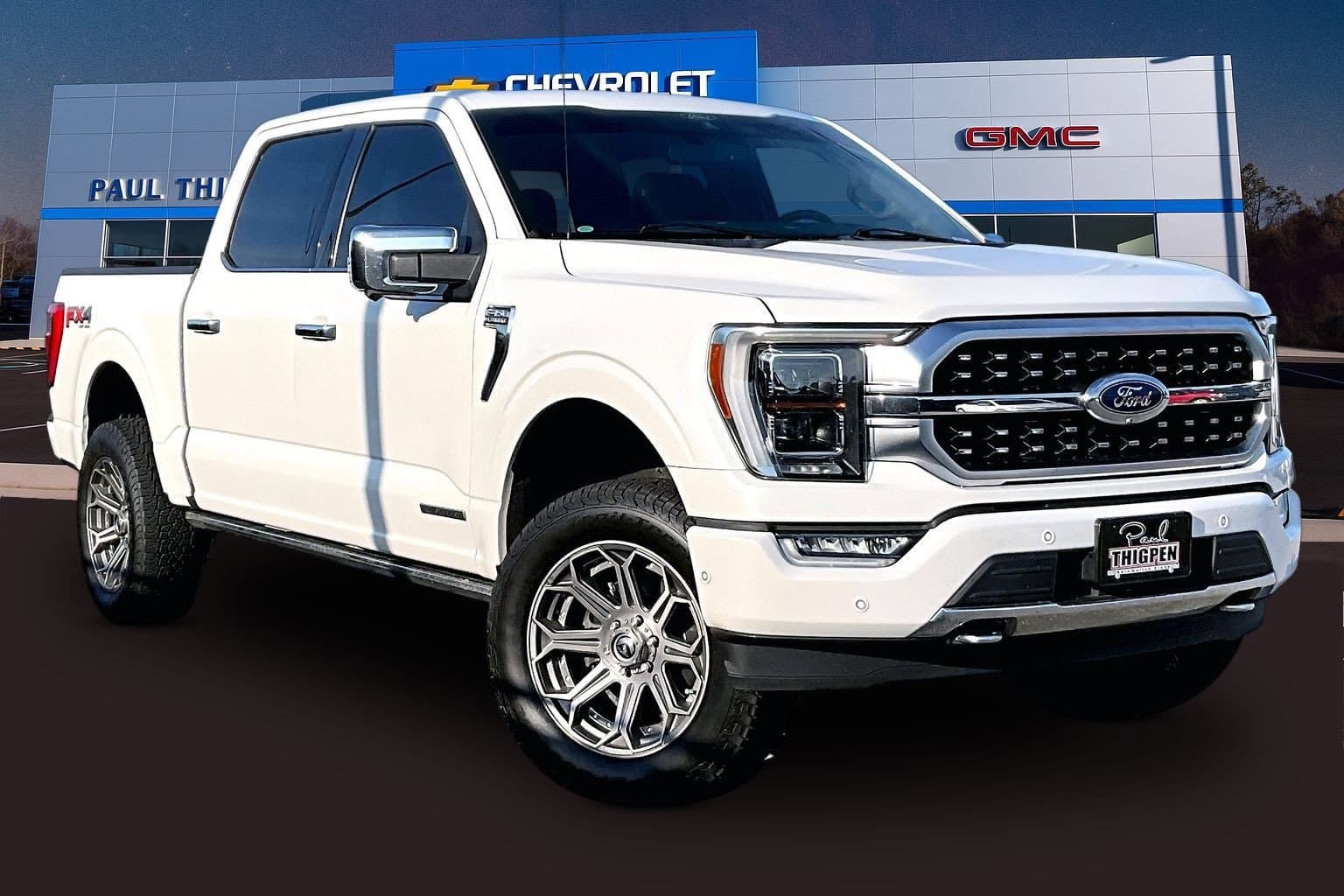 2021 Ford F-150 Platinum — photo 1 of 37
