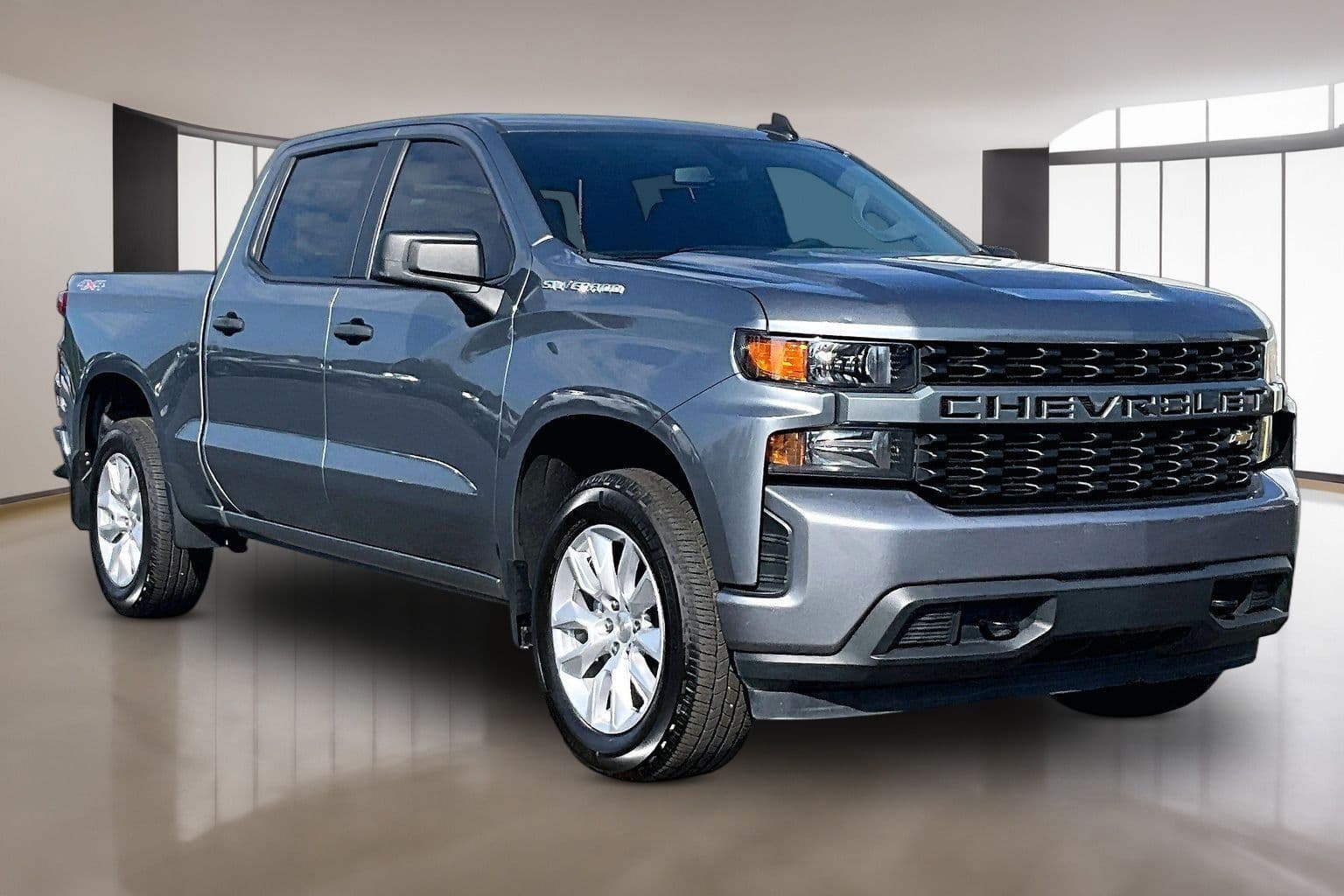 2021 Chevrolet Silverado 1500 Custom — photo 1 of 31