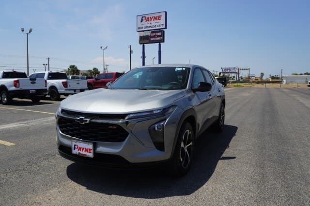 2025 Chevrolet Trax 1RS — photo 1 of 29