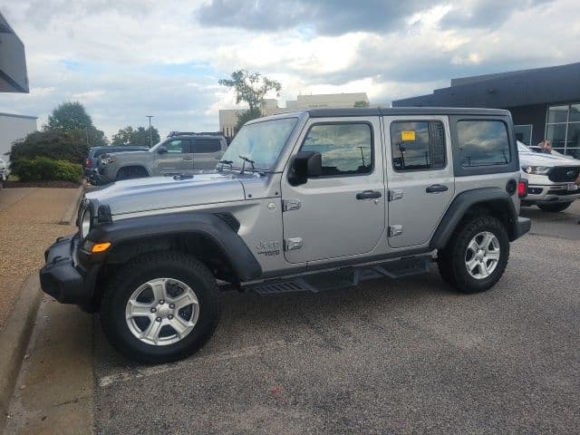 2019 Jeep Wrangler Sport — photo 1 of 2