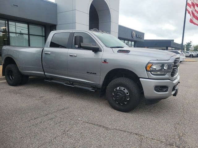 2021 RAM 3500 Big Horn — photo 1 of 7