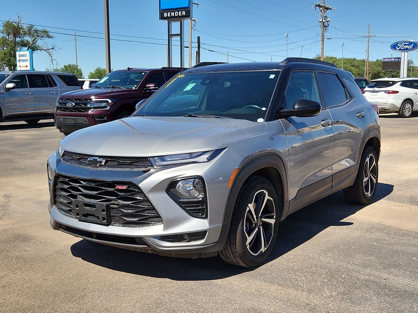 2023 Chevrolet Trailblazer RS — photo 1 of 20
