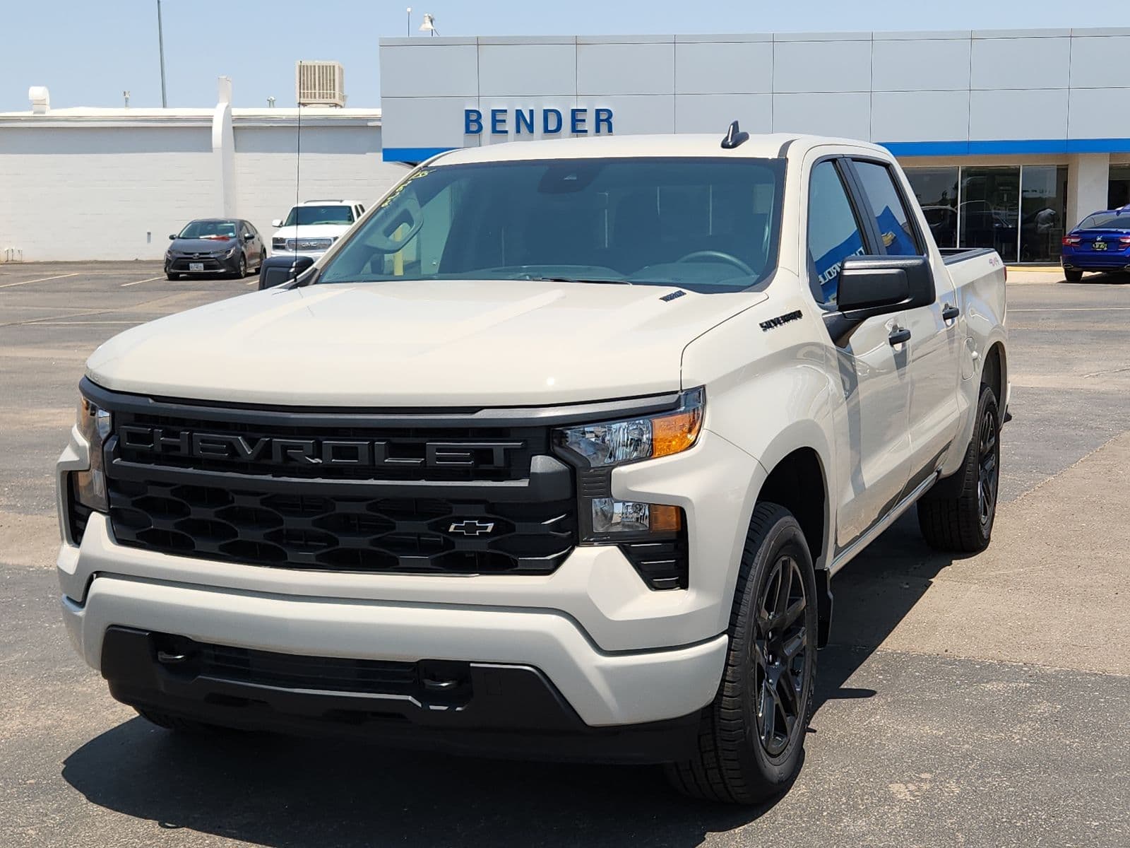 2026 Chevrolet Silverado 1500 Custom — photo 1 of 20