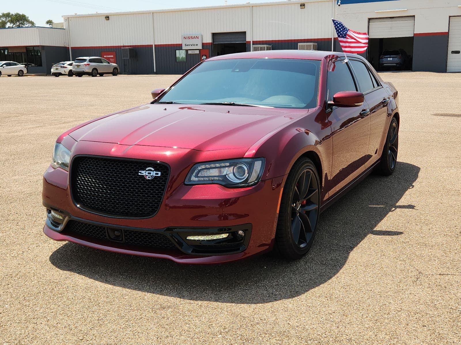 2023 Chrysler 300 C — photo 1 of 20
