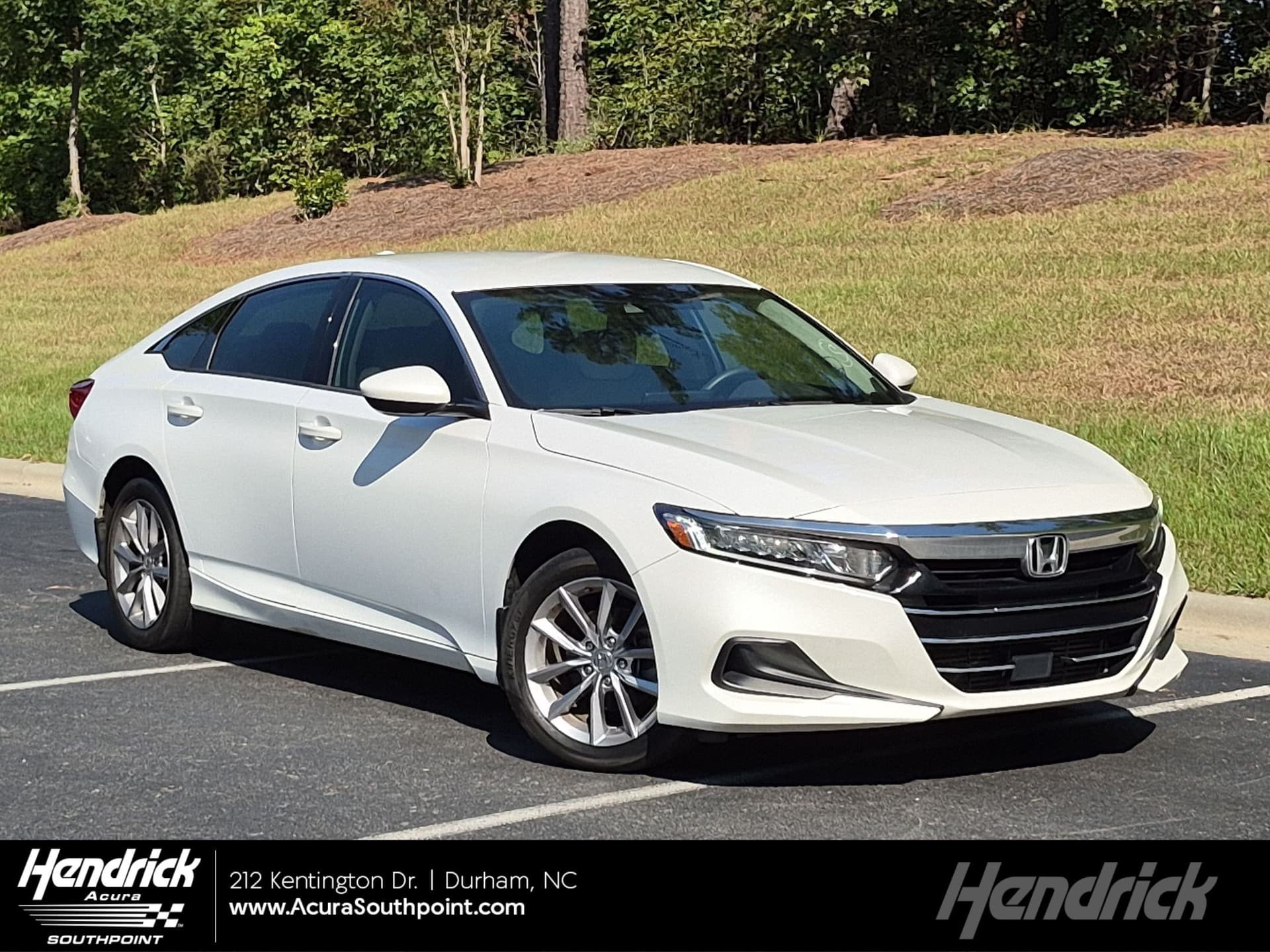 2022 Honda Accord Sedan LX — photo 1 of 21