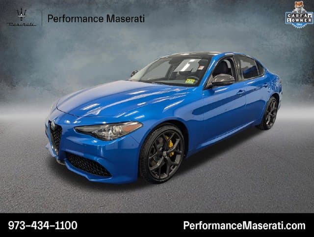 2019 Alfa Romeo Giulia Base — photo 1 of 36
