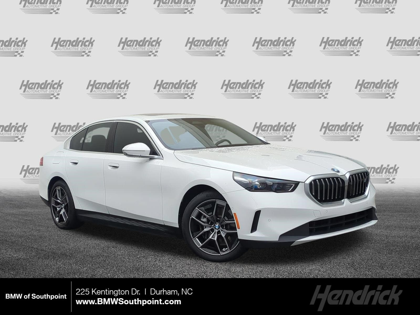 2026 BMW i5 eDrive40 — photo 1 of 35
