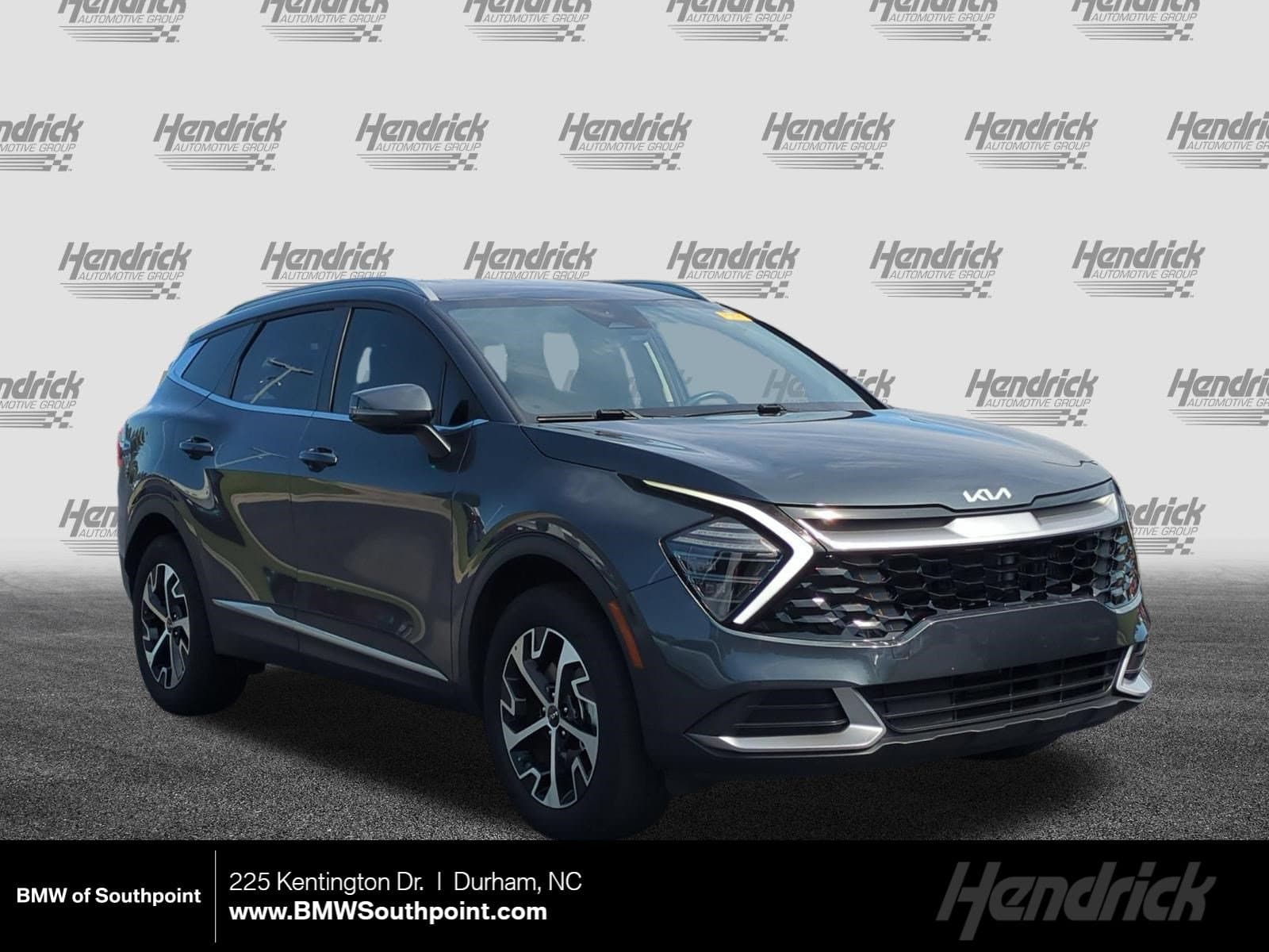 2024 Kia Sportage Hybrid EX — photo 1 of 33