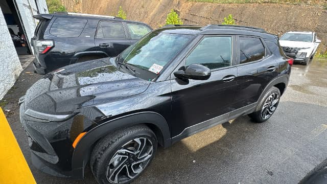 2024 Chevrolet Trailblazer RS — photo 1 of 10