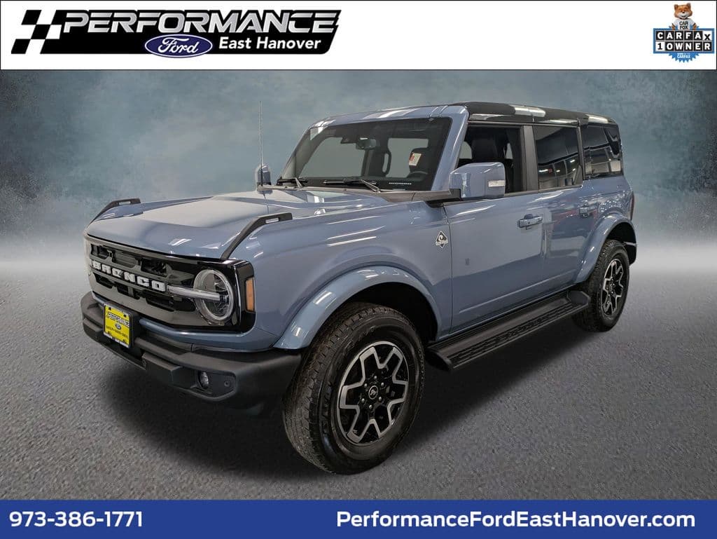 2025 Ford Bronco Outer Banks — photo 1 of 33