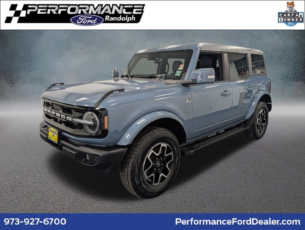 2024 Ford Bronco Outer Banks — photo 1 of 32