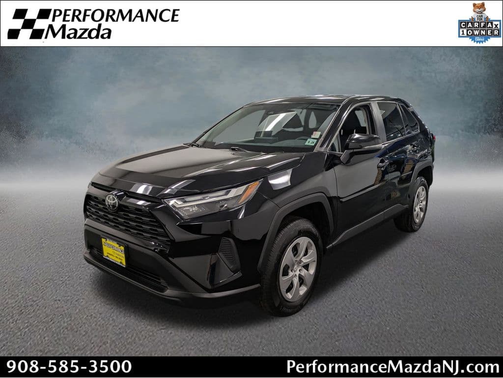 2023 Toyota RAV4 LE — photo 1 of 31