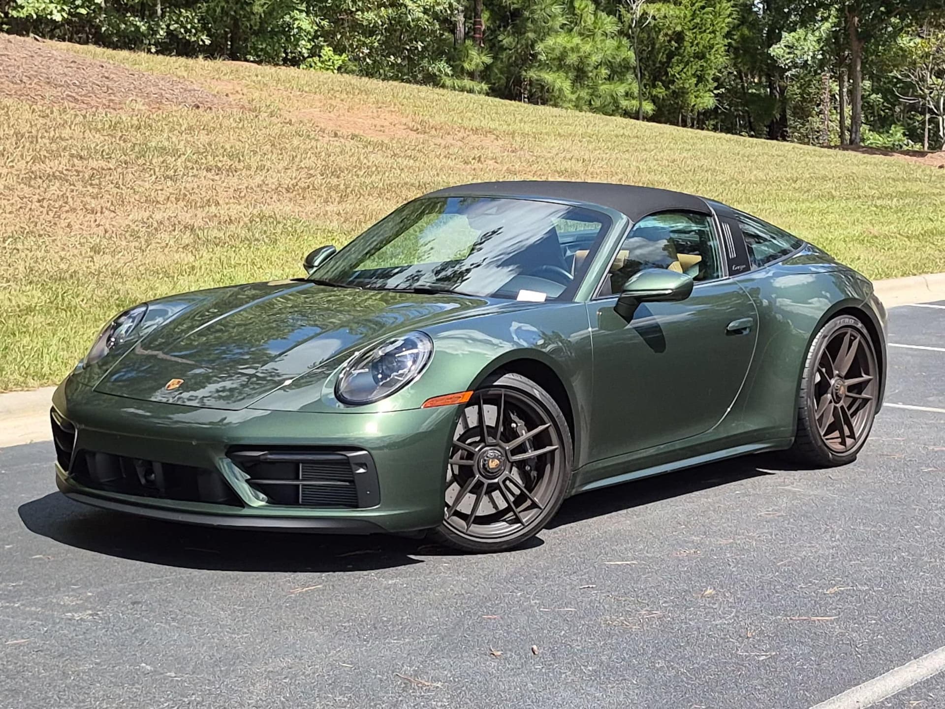 2024 Porsche 911 Base — photo 1 of 29