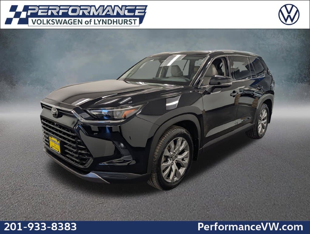 2024 Toyota Grand Highlander Limited — photo 1 of 36