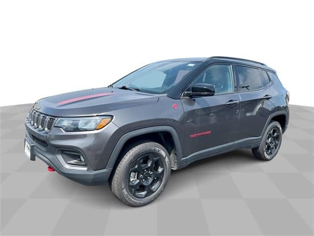Foto de 2023 Jeep Compass Trailhawk 4x4