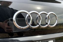 Extra Photo