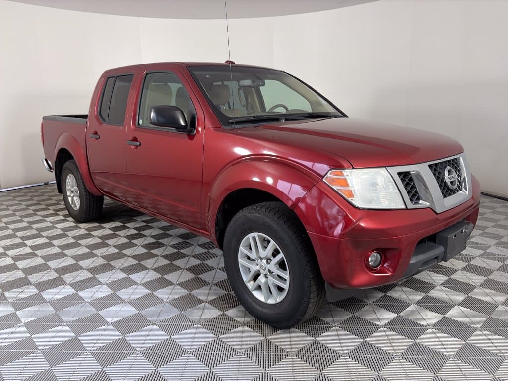 2017 Nissan Frontier SV — photo 1 of 30