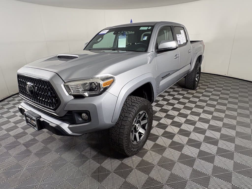 2019 Toyota Tacoma 4WD TRD Sport — photo 1 of 33