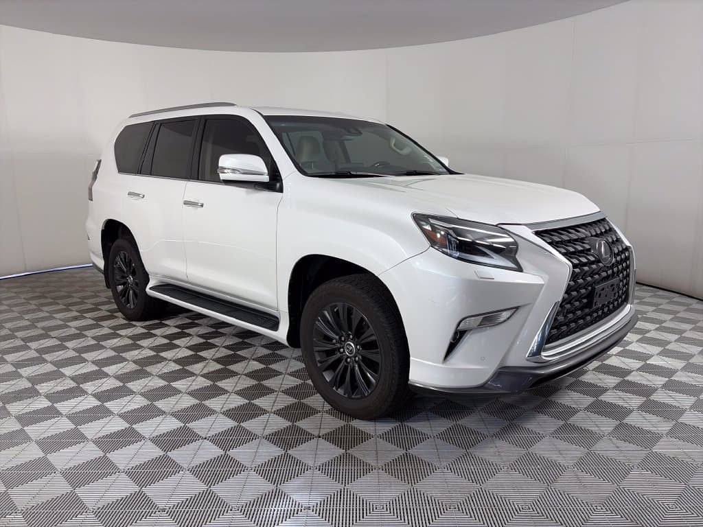 2023 Lexus GX Base — photo 1 of 32