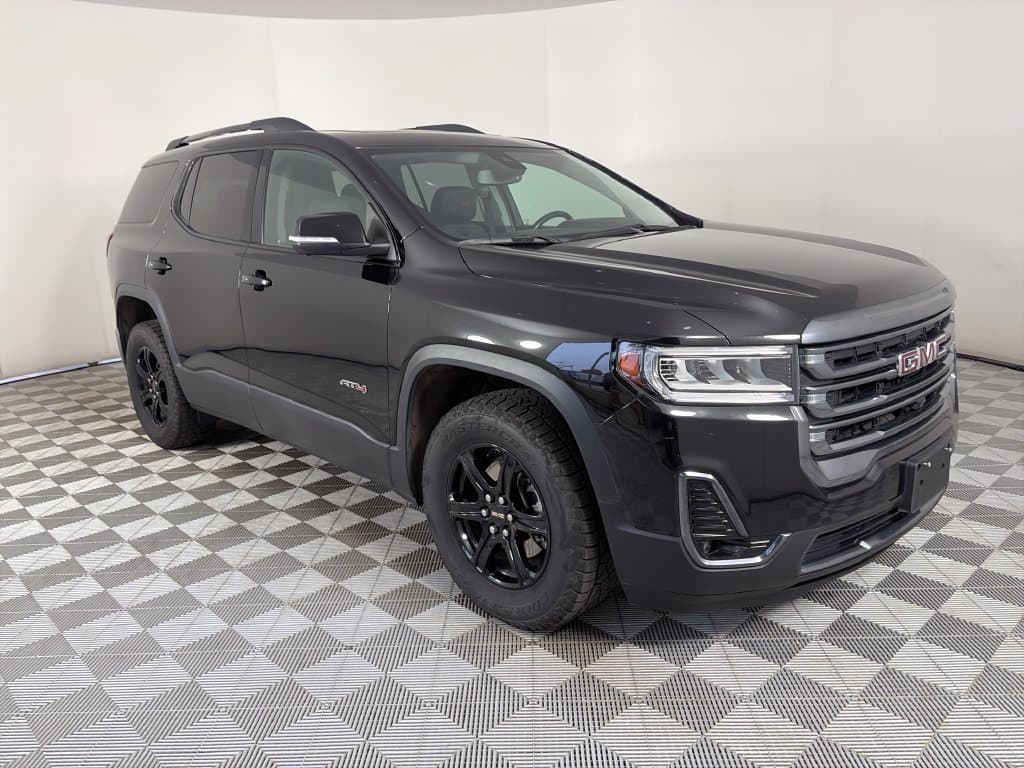 2023 GMC Acadia AT4 — photo 1 of 32