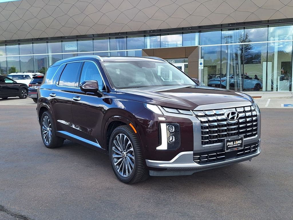2023 Hyundai Palisade Calligraphy — photo 1 of 36