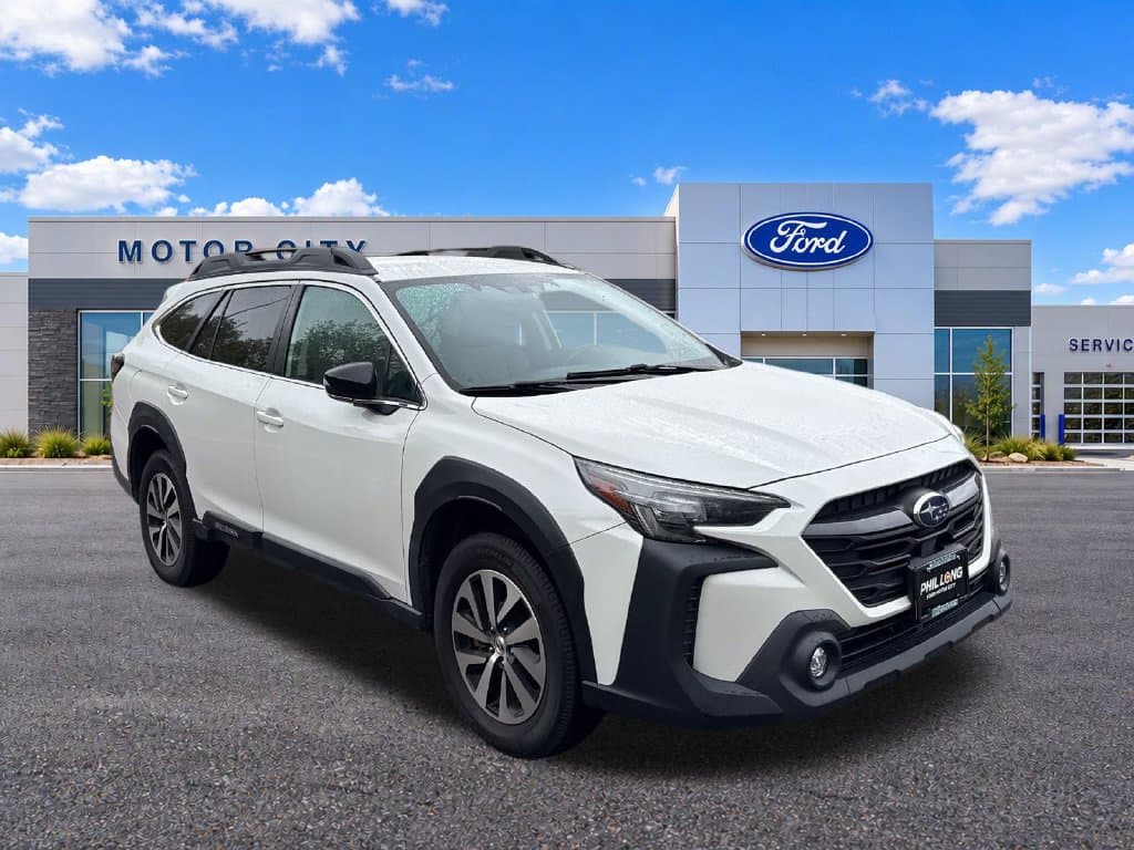 2023 Subaru Outback Premium — photo 1 of 37