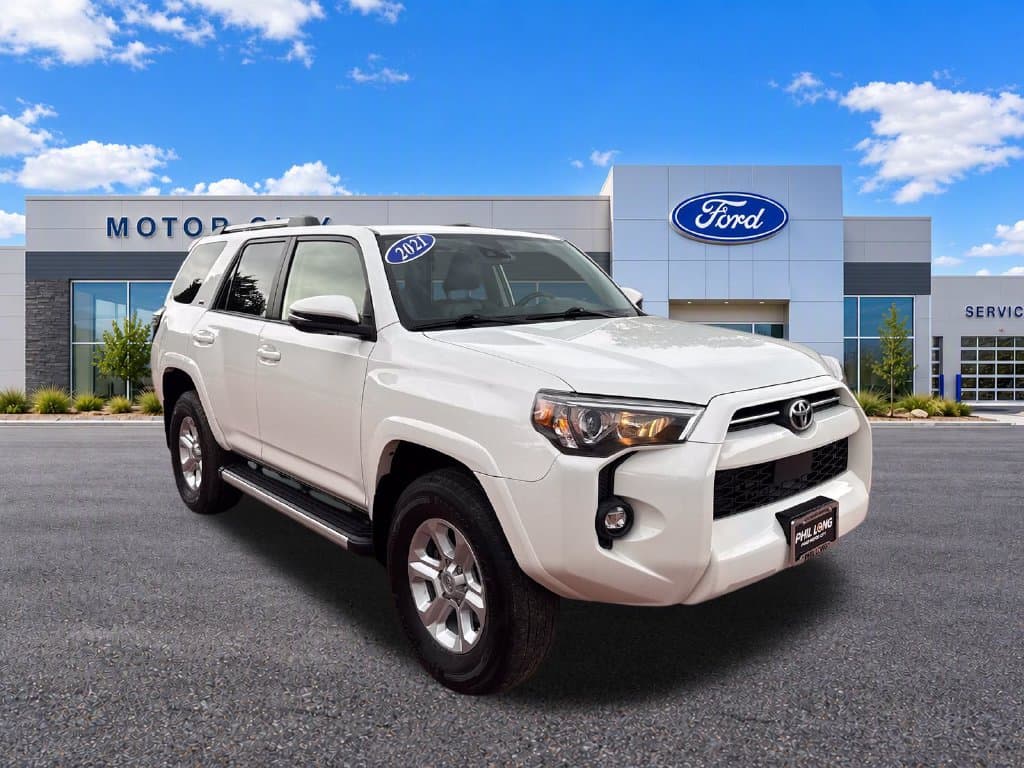 2021 Toyota 4Runner SR5 Premium — photo 1 of 36